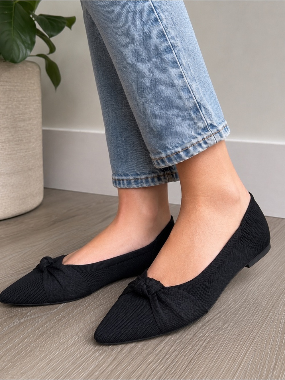 Black Pointed Toe Knot Flats Ribbed Slip On Ballet Shoes Size 8/8.5